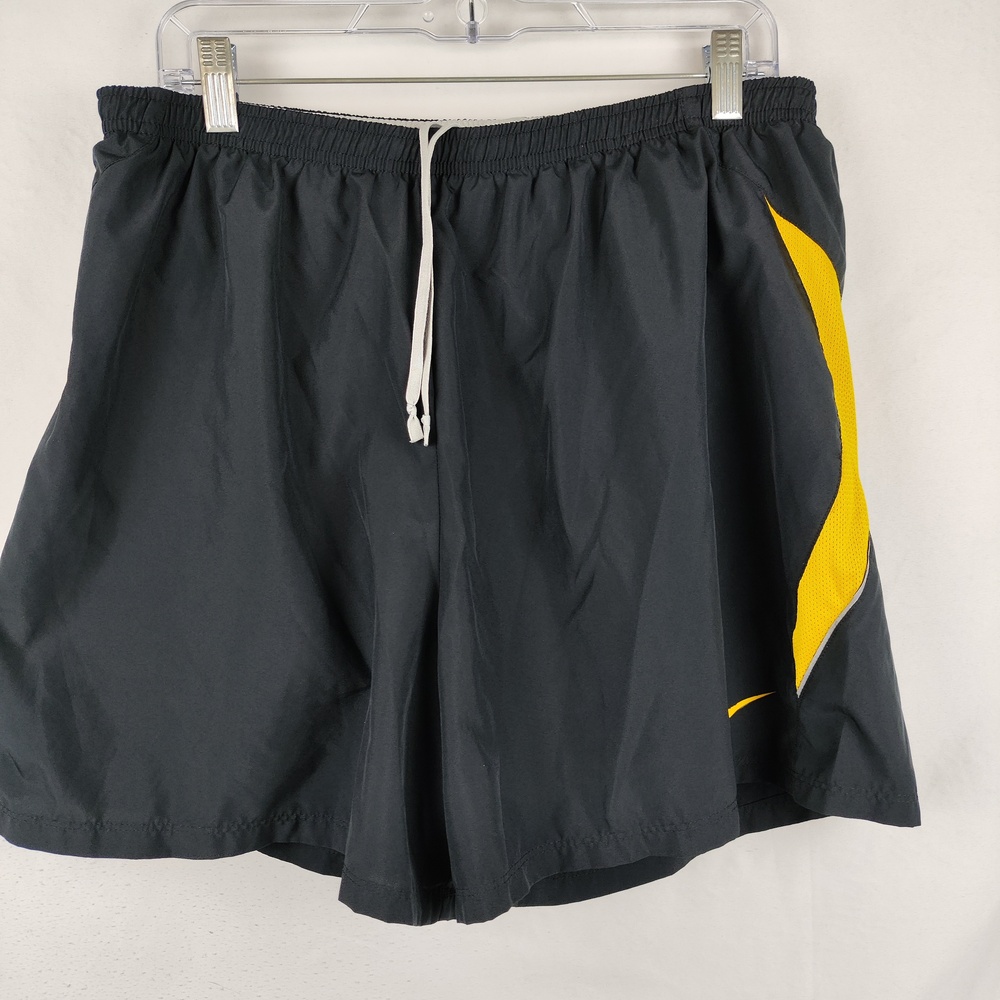 Nike Dri-FIT Shorts Mens XL Black Yellow Running Athletic Mesh Pockets Gym